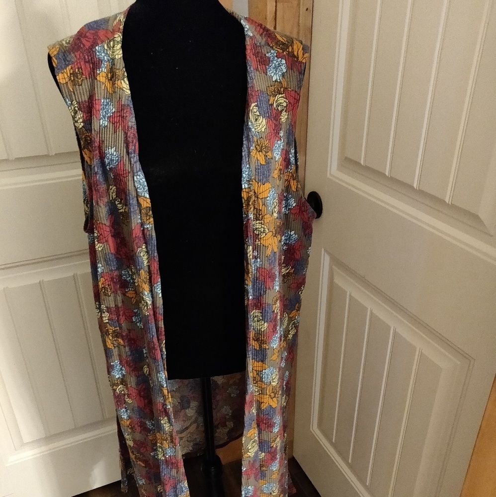 XL Lularoe Floral Joy